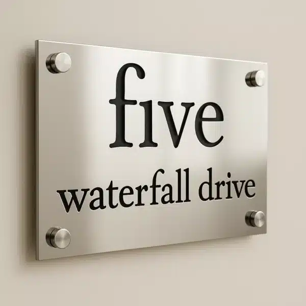 placa letrero calado en acero inox five